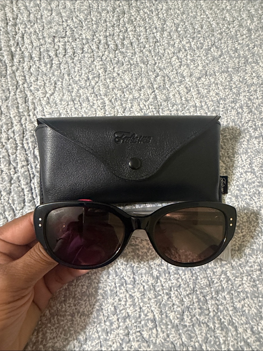 Fakeme Feltman Black Women's Sunglasses with Case (no box)